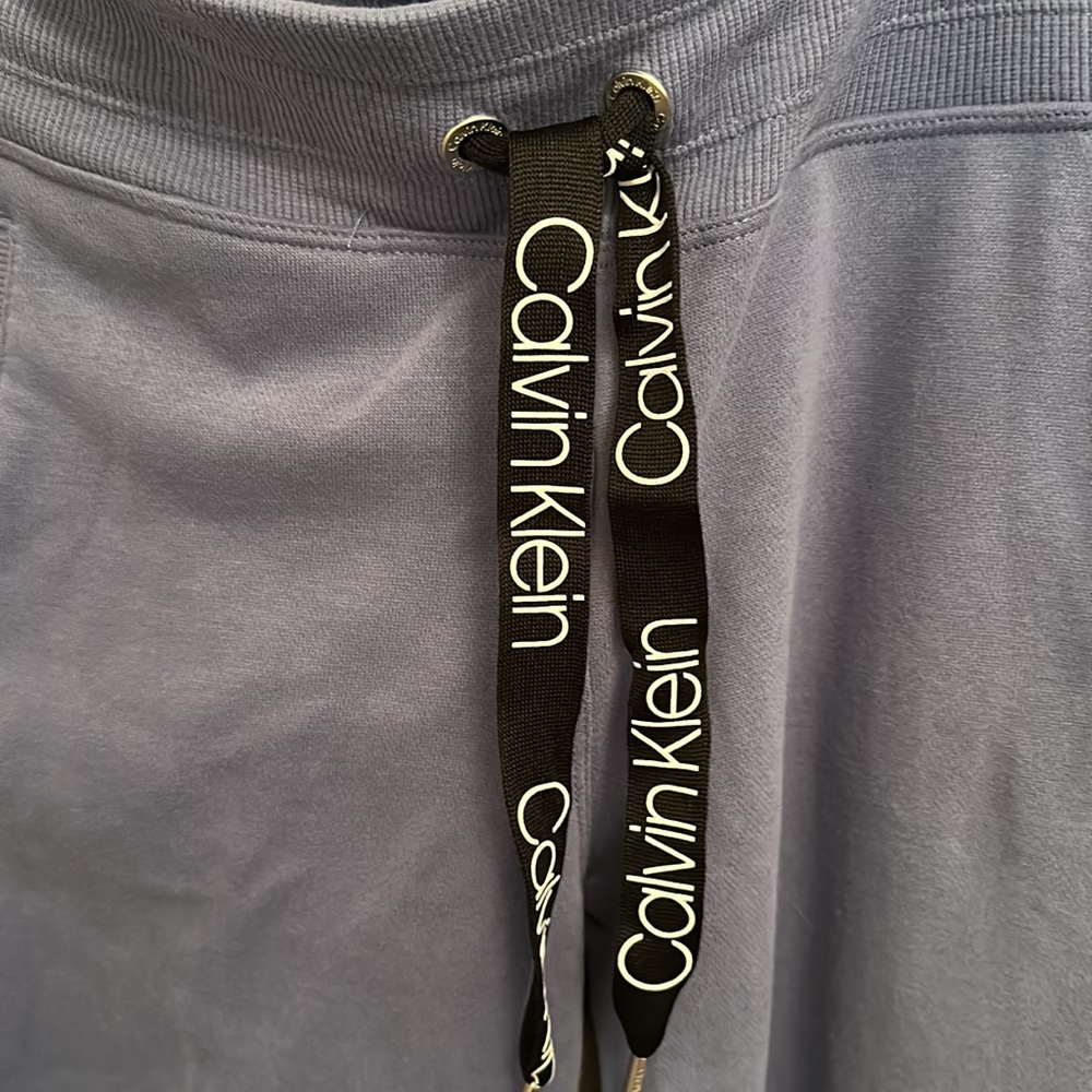 Calvin Klein Joggers - Picture 4 of 4